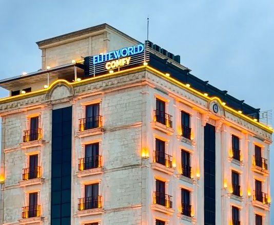 Elite World Büyümesini Sürdürüyor: Midyat’taki Yeni Oteli Açıldı