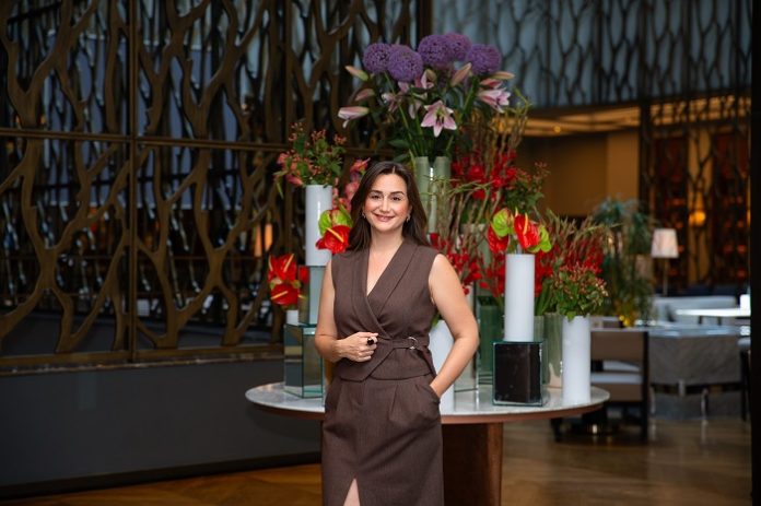 Damla Öztürk Önder, Ankara HiltonSA’nın yeni Ticari Direktörü olarak atandı. Damla Öztürk Önder, Ankara HiltonSA’nın yeni Ticari Direktörü olarak atandı.