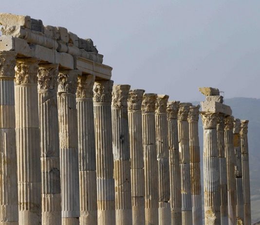 Laodikeia’da sit derecesi değişti: Tapu ve imar planı yeniden düzenlenecek