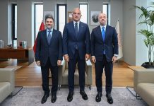 Turizmde Yeni Rotalar: Alternatif Pazarlar ve Yeni Uçuş Noktaları Masada BAKAN ERSOY VE THY YÖNETİMİNDEN TURİZM ZİRVESİ