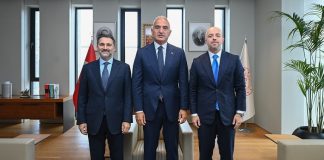 Turizmde Yeni Rotalar: Alternatif Pazarlar ve Yeni Uçuş Noktaları Masada BAKAN ERSOY VE THY YÖNETİMİNDEN TURİZM ZİRVESİ